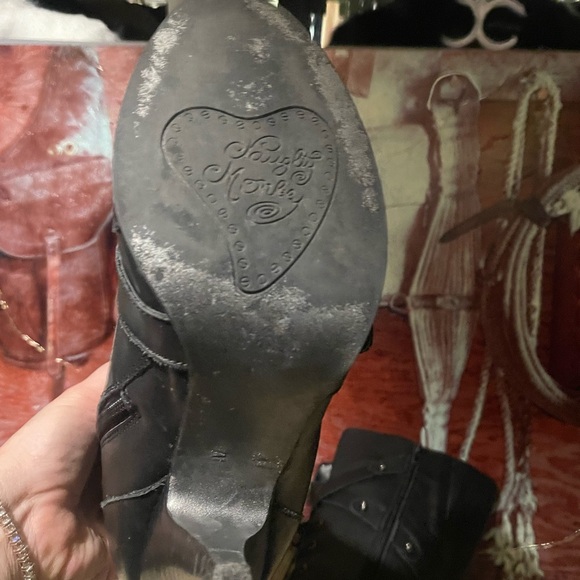 Naughty Monkey leather boots - Picture 11 of 12